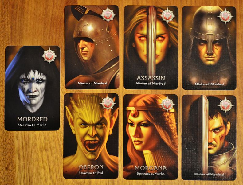 Phe ác trong board game Avalon