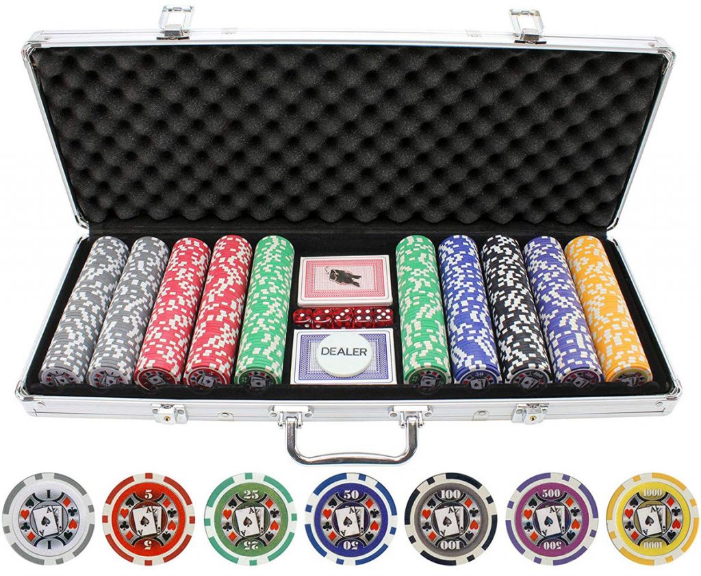 Một bộ Poker bao gồm: